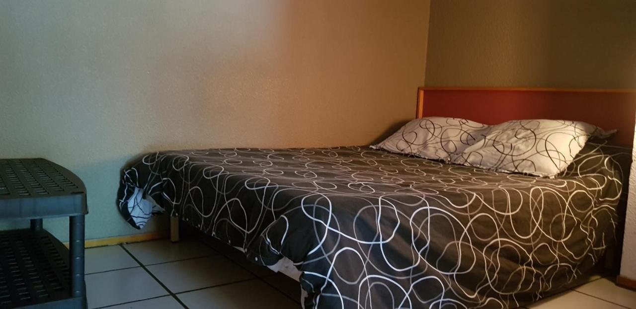 Hotel Eco Logis Espace Bellevue Séméac Εξωτερικό φωτογραφία